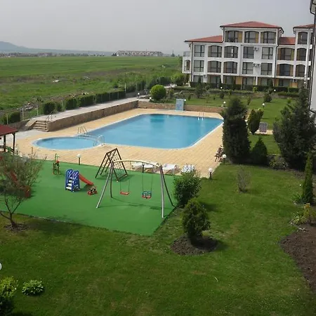Апартхотел Rutland Beach
