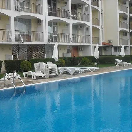 Rutland Beach Ξενοδοχείο με διαμερίσματα Ράβντα